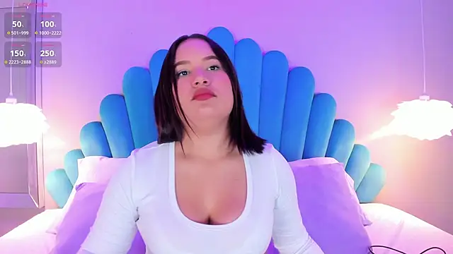 HannaKarson online show from February 2025 11:41:02 AM