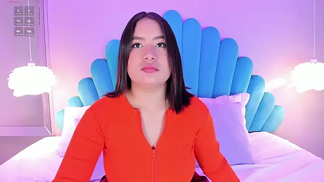 HannaKarson online show from March 2025 11:32:01 AM