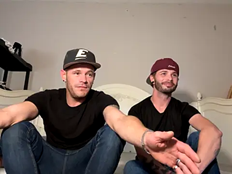 FrankieKentucky online show from November 2025 05:32:02 AM