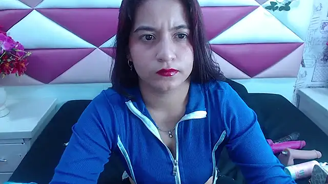 Snapshot of MariaClay chatting on January 2025 11:48:01 AM MariaClay online show from January 2025 11:48:01 AM