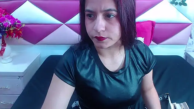 Snapshot of MariaClay chatting on January 2025 12:17:01 PM MariaClay online show from January 2025 12:17:01 PM