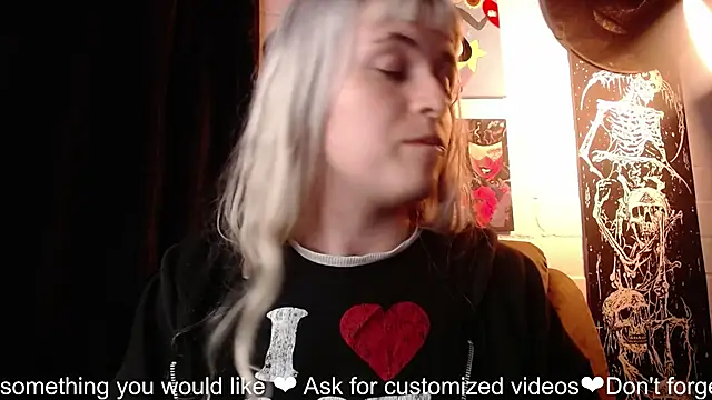 NEXT DOOR GIRL  online show from January 2025 01:39:02 AM