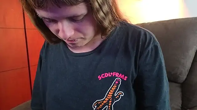 NEXT DOOR GIRL  online show from December 2025 10:04:01 PM