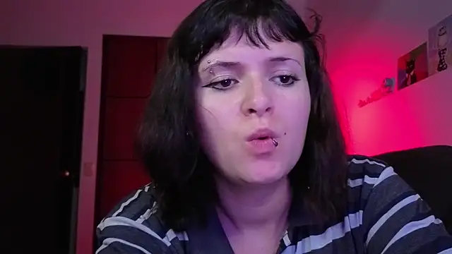 Snapshot of NEXT_DOOR_GIRL_ chatting on May 2026 10:51:02 PM NEXT DOOR GIRL online show from May 2026 10:51:02 PM