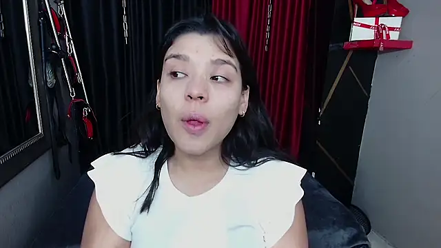 Snapshot of AvaLusty chatting on February 2025 07:28:01 PM AvaLusty online show from February 2025 07:28:01 PM