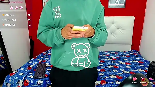  snopyy  online show from January 2025 12:57:02 AM