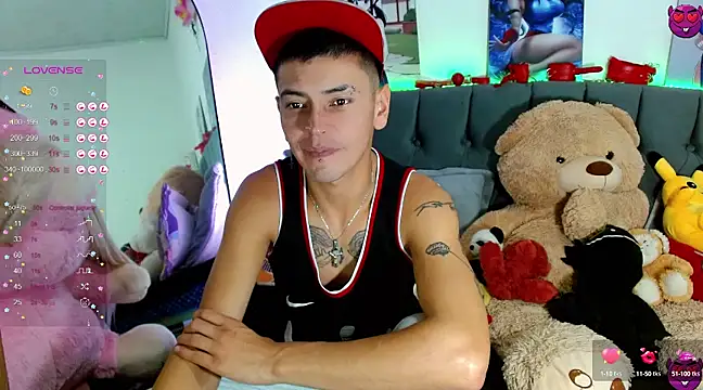  snopyy  online show from March 2025 07:54:01 PM