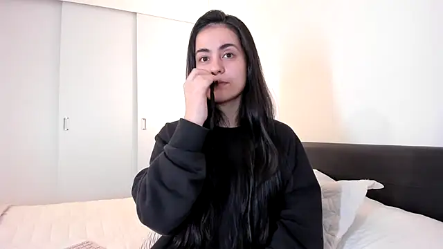 guccipussy1 online show from January 2025 12:25:01 AM