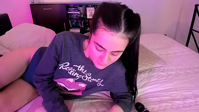guccipussy1 online show from March 2025 09:48:02 PM
