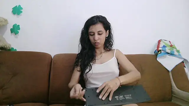 mina smith1 online show from March 2025 03:31:02 PM