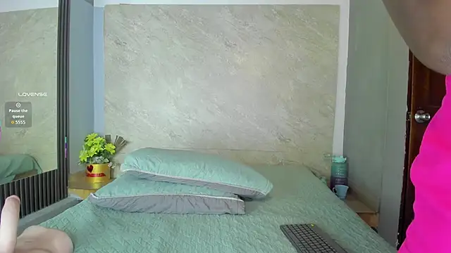 Snapshot of Adele_89 chatting on September 2025 07:27:01 PM Adele 89 online show from September 2025 07:27:01 PM