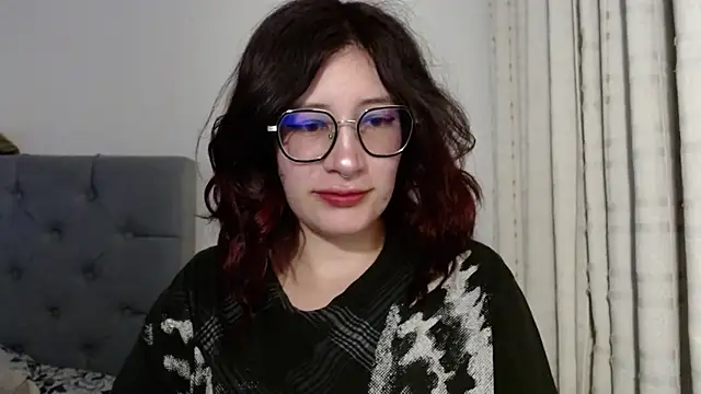 mariana124- online show from January 2025 03:15:02 AM