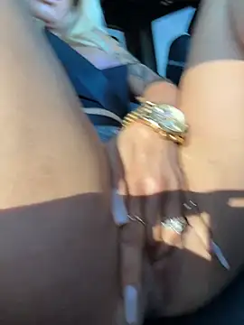 blondiluvsanal online show from January 2026 05:51:02 PM