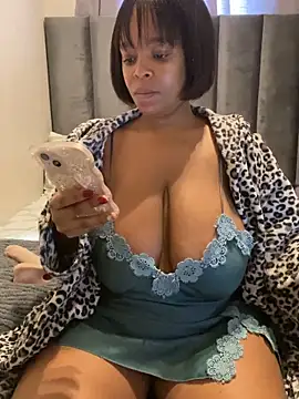 Snapshot of Saggy_areola95 chatting on June 2026 09:21:01 AM Saggy areola95 online show from June 2026 09:21:01 AM