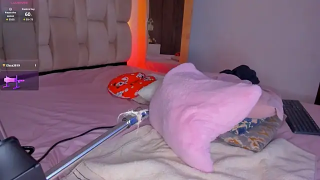 Snapshot of brendaruiz chatting on September 2025 12:43:01 PM brendaruiz online show from September 2025 12:43:01 PM