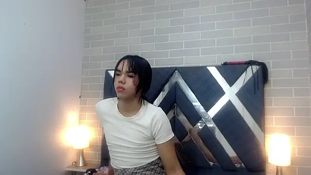 AndreaGil  online show from February 2025 12:27:02 PM