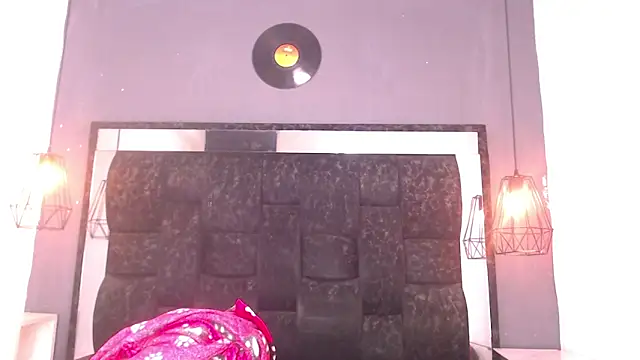 AndreaGil  online show from February 2026 08:05:02 PM