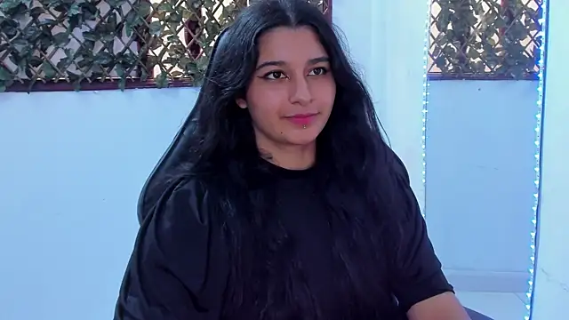 Megan Whitte online show from January 2025 04:54:02 PM