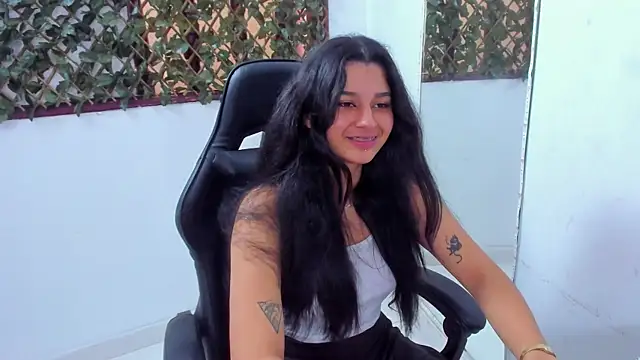 Megan Whitte online show from February 2025 08:22:01 PM