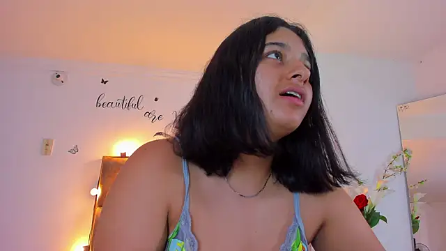 Megan Whitte online show from September 2025 08:31:01 PM