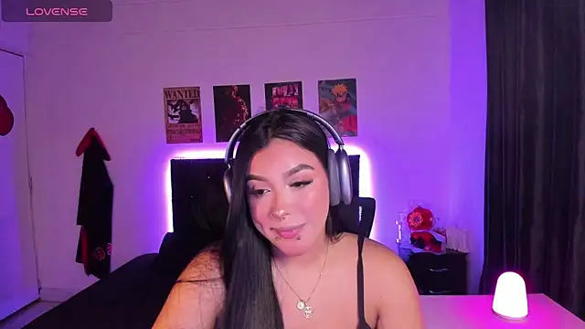 Mariana Hasper  online show from November 2025 06:57:01 AM