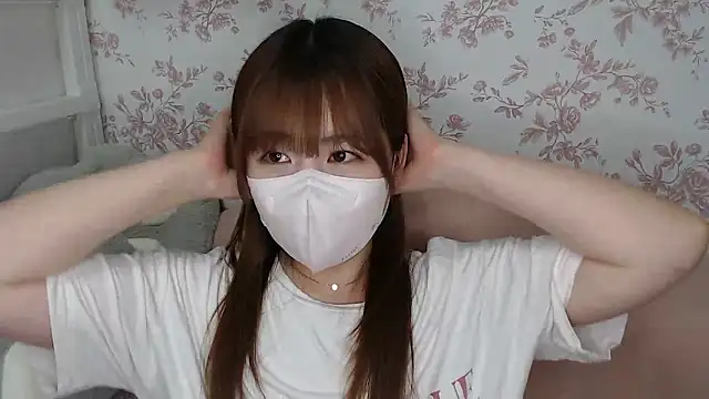 Snapshot of mei_hosina chatting on June 2026 03:47:01 PM mei hosina online show from June 2026 03:47:01 PM
