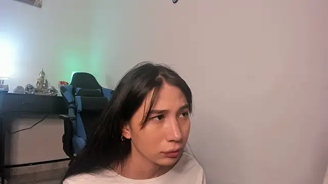 AlessiaVix online show from December 2024 04:00:02 PM