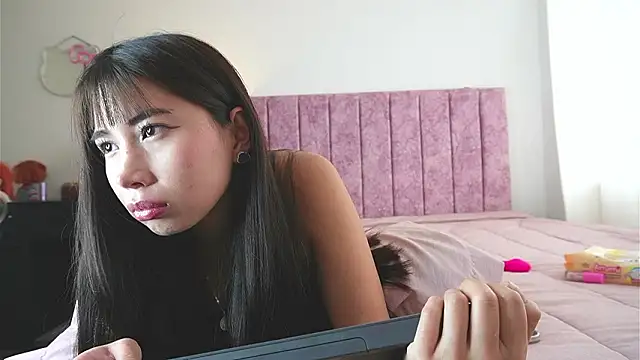 AlessiaVix online show from February 2026 04:57:01 PM