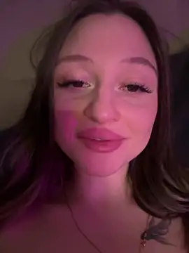 Kimsweet7 online show from February 2025 08:22:01 PM