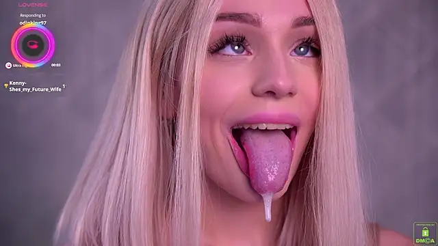 Snapshot of tessa_meow chatting on January 2025 08:39:01 PM tessa meow online show from January 2025 08:39:01 PM