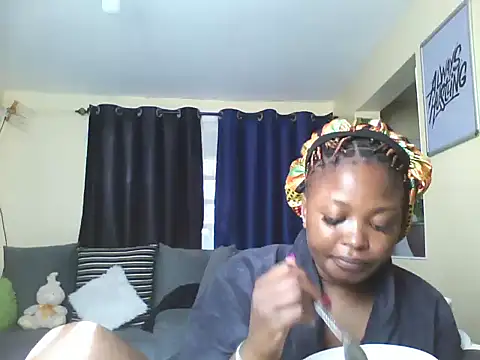 Snapshot of fatassmessey chatting on March 2025 06:05:02 AM fatassmessey online show from March 2025 06:05:02 AM