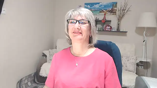 Snapshot of FleurMays chatting on November 2025 09:42:02 AM FleurMays online show from November 2025 09:42:02 AM