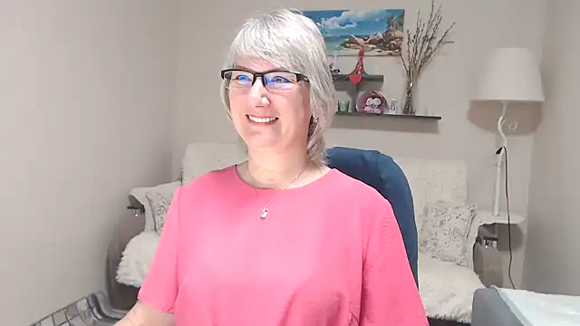 Snapshot of FleurMays chatting on November 2025 03:50:01 AM FleurMays online show from November 2025 03:50:01 AM