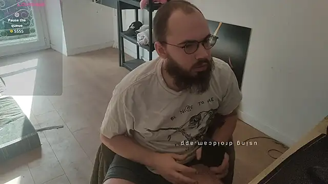 azagoul222 online show from March 2026 03:17:01 PM