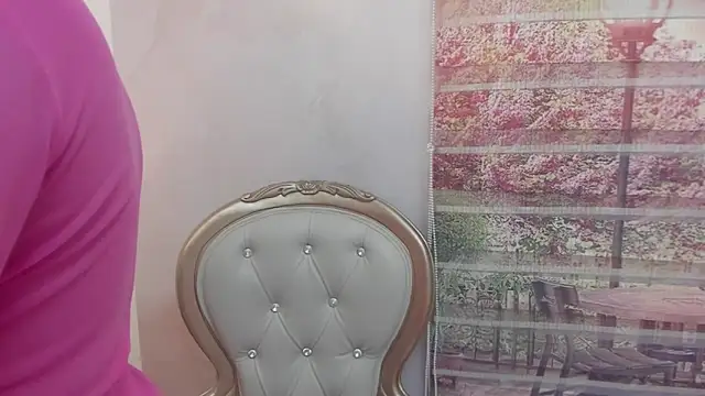 Leah Sweetie online show from February 2025 11:18:02 AM