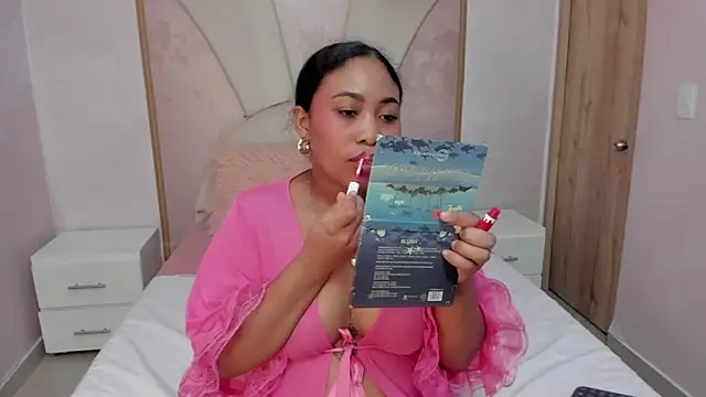 Leah Sweetie online show from February 2025 02:32:01 PM