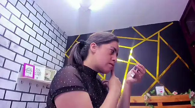 Snapshot of kathina_giraldo chatting on December 2024 02:01:01 PM kathina giraldo online show from December 2024 02:01:01 PM