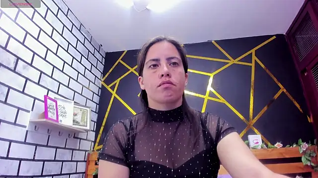 Snapshot of kathina_giraldo chatting on January 2025 12:35:01 PM kathina giraldo online show from January 2025 12:35:01 PM