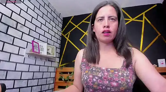 Snapshot of kathina_giraldo chatting on January 2025 03:39:02 PM kathina giraldo online show from January 2025 03:39:02 PM