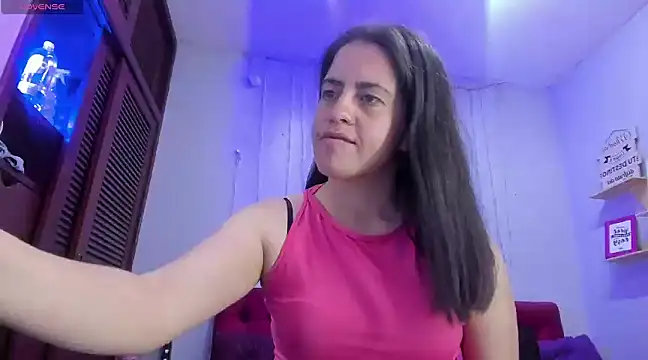 Snapshot of kathina_giraldo chatting on January 2025 12:53:01 PM kathina giraldo online show from January 2025 12:53:01 PM