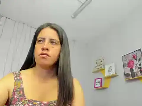 Snapshot of kathina_giraldo chatting on January 2025 12:48:01 PM kathina giraldo online show from January 2025 12:48:01 PM