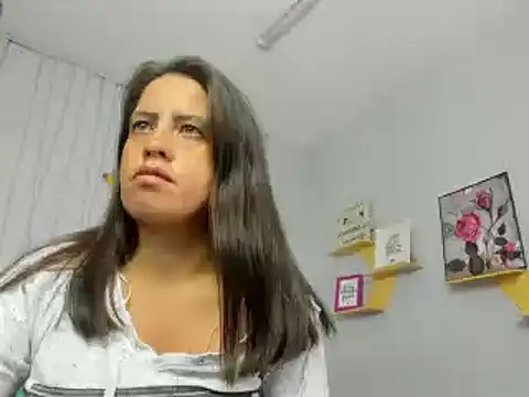 Snapshot of kathina_giraldo chatting on January 2025 04:02:02 PM kathina giraldo online show from January 2025 04:02:02 PM