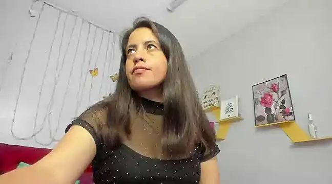 Snapshot of kathina_giraldo chatting on February 2025 07:27:01 PM kathina giraldo online show from February 2025 07:27:01 PM