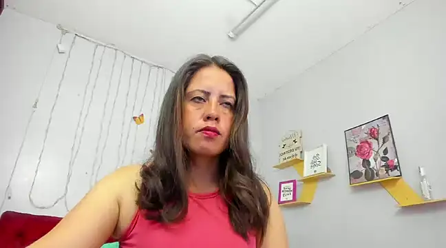 Snapshot of kathina_giraldo chatting on March 2025 12:45:01 PM kathina giraldo online show from March 2025 12:45:01 PM