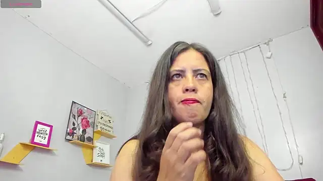 Snapshot of kathina_giraldo chatting on March 2025 12:45:02 PM kathina giraldo online show from March 2025 12:45:02 PM