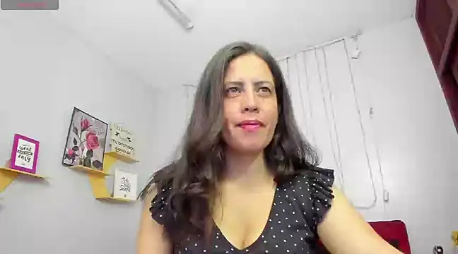 Snapshot of kathina_giraldo chatting on March 2025 12:50:02 PM kathina giraldo online show from March 2025 12:50:02 PM
