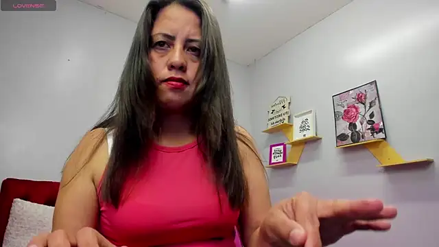 Snapshot of kathina_giraldo chatting on September 2025 01:56:01 PM kathina giraldo online show from September 2025 01:56:01 PM