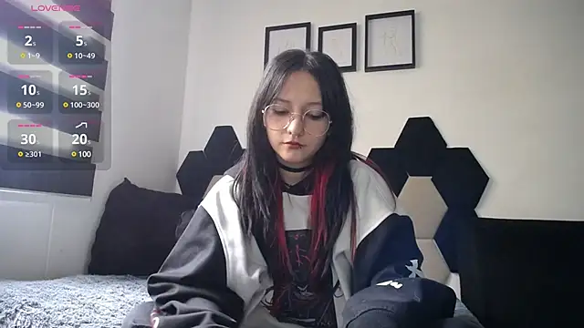 Maki Zein online show from January 2025 02:14:02 PM