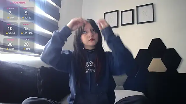 Maki Zein online show from January 2025 02:07:01 PM