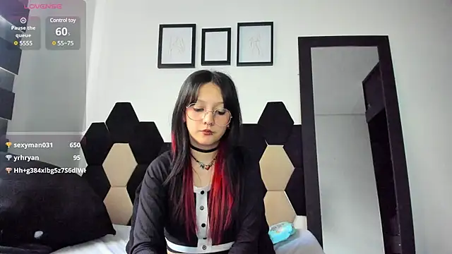 Maki Zein online show from January 2025 06:28:02 PM